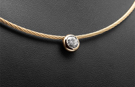 Collier mit 0,85ct Diamant-Brillant in 750/- Gelbgold