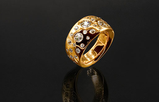 Ring mit Diamant-Brillanten in 750/- Gelbgold - Sternenhimmel